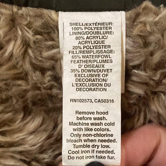 HOLLISTER Signature Down Winter Jacket; Waterfowl Feather fill; Faux fur lining - Picture 11 of 15